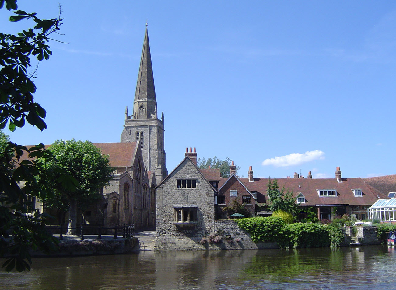 St Helens, Abingdon by Motmit CC BY-SA 3.0